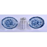 A PAIR OF 19TH CENTURY CHINESE BLUE AND WHITE DISHES bearing Qianlong marks to base. 16 cm x 12 cm.