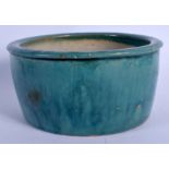 A 19TH CENTURY CHINESE GREEN GLAZED STONEWARE CENSER Qing. 17 cm diameter.