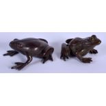 TWO JAPANESE BRONZE TOADS. 4.5 cm wide. (2)