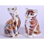 Royal Crown Derby paperweight Siamese Kitten and Kitten. 9cm high.