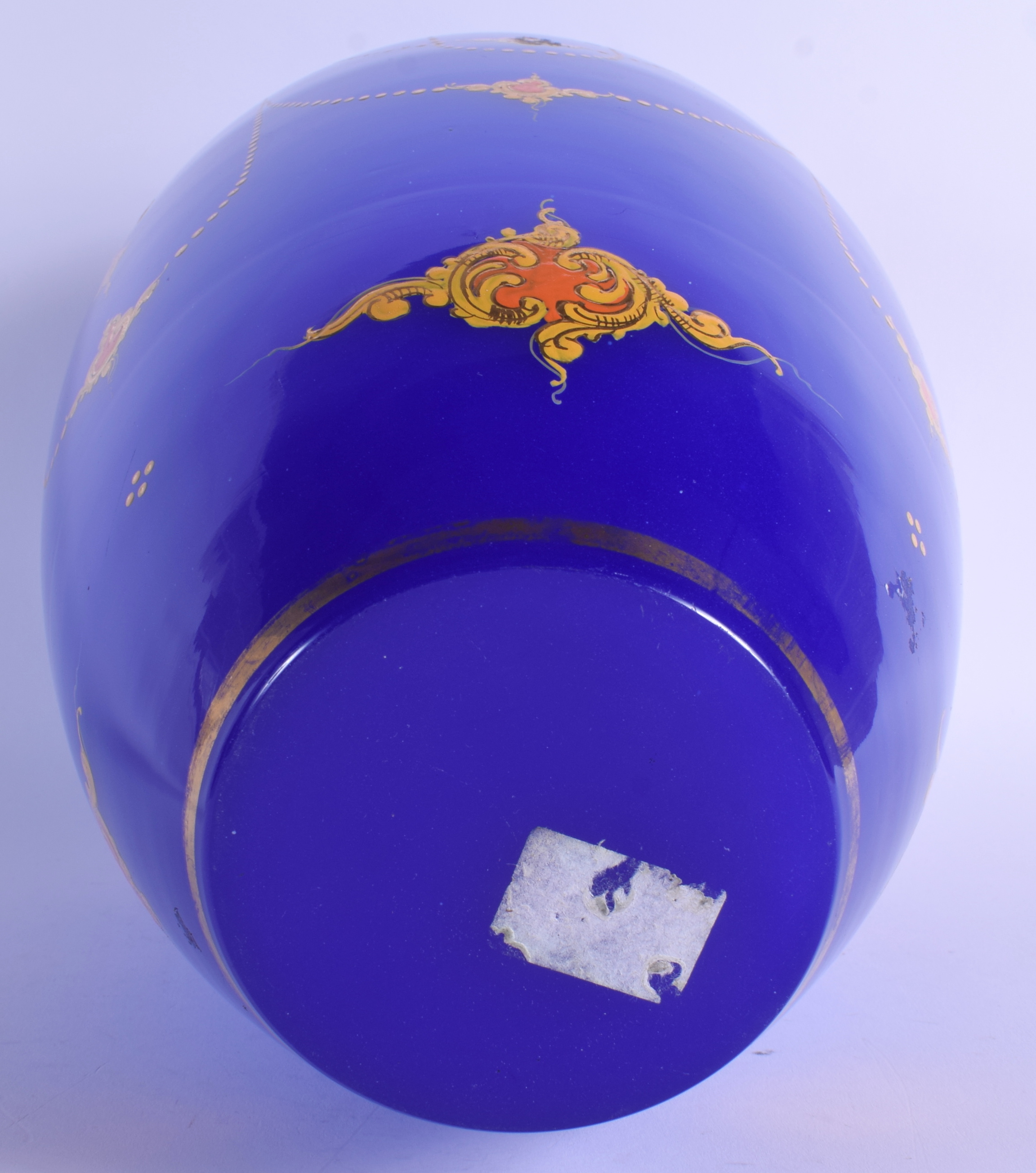 A LARGE TURKISH OTTOMAN BLUE GLASS VASE enamelled with motifs. 39 cm x 18 cm. - Image 3 of 3