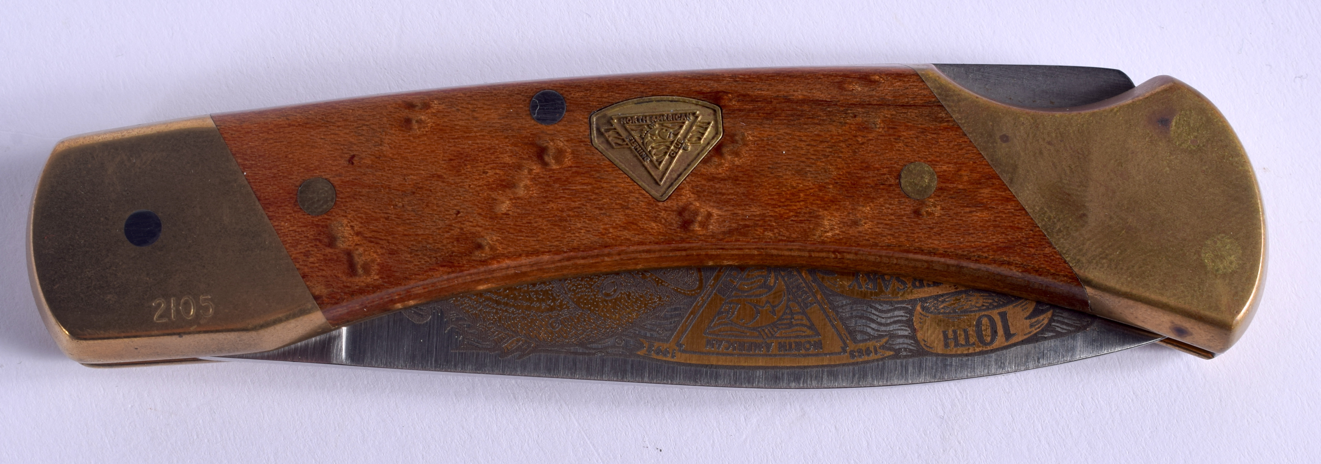 A BOXED SCHRADER NORTH AMERICAN FISHING CLUB KNIFE. Box 25 cm wide. - Image 8 of 10