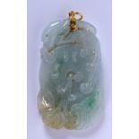 AN EARLY 20TH CENTURY CHINESE 18CT GOLD MOUNTED JADEITE PENDANT Late Qing/Republic. 6 cm x 3 cm.