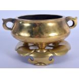 AN 18TH CENTURY CHINESE TWIN HANDLED BRONZE CENSER ON STAND Qing. 1620 grams. 17 cm wide, internal w