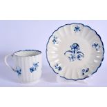A 18TH C. WORCESTER COFFEE CUP AND SAUCER painted with the Gilliflower pattern. Saucer 12.5cm wide