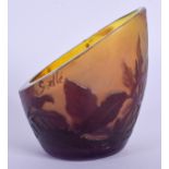 A FRENCH CAMEO GLASS VASE. 8 cm x 6 cm.