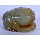 A CHINESE CARVED GREEN JADE FIGURE OF A BEAST 20th Century. 5.5 cm x 3.5 cm.