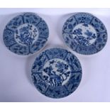 A SET OF THREE 17TH CENTURY CHINESE BLUE AND WHITE PORCELAIN PLATES Kangxi, painted with floral spra