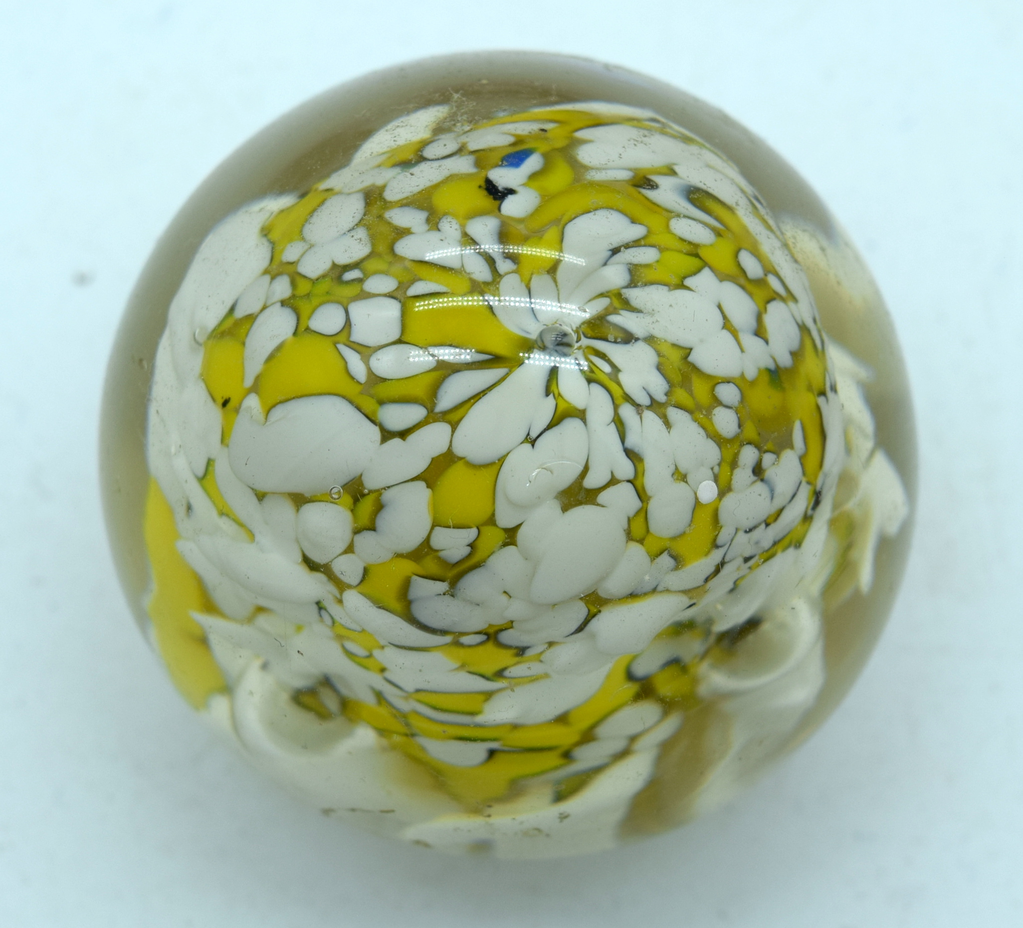 Collection of Paperweights largest 8 5 cm (5). - Image 7 of 10