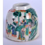 A CHINESE FAMILLE VERTE PORCELAIN BRUSH WASHER 20th Century. 5.5 cm wide.