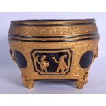 AN EARLY 20TH CENTURY THAI ASIAN GILT LACQUERED ALMS BOWL decorated with figures. 11 cm x 4 cm.