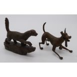 A Japanese small bronze dog and a skunk 7cm (2).
