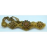 A Gilt metal belt 110cm.