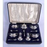 A CASED ART DECO SILVER CRUET SET. Birmingham 1924. Silver 254 grams. (12)