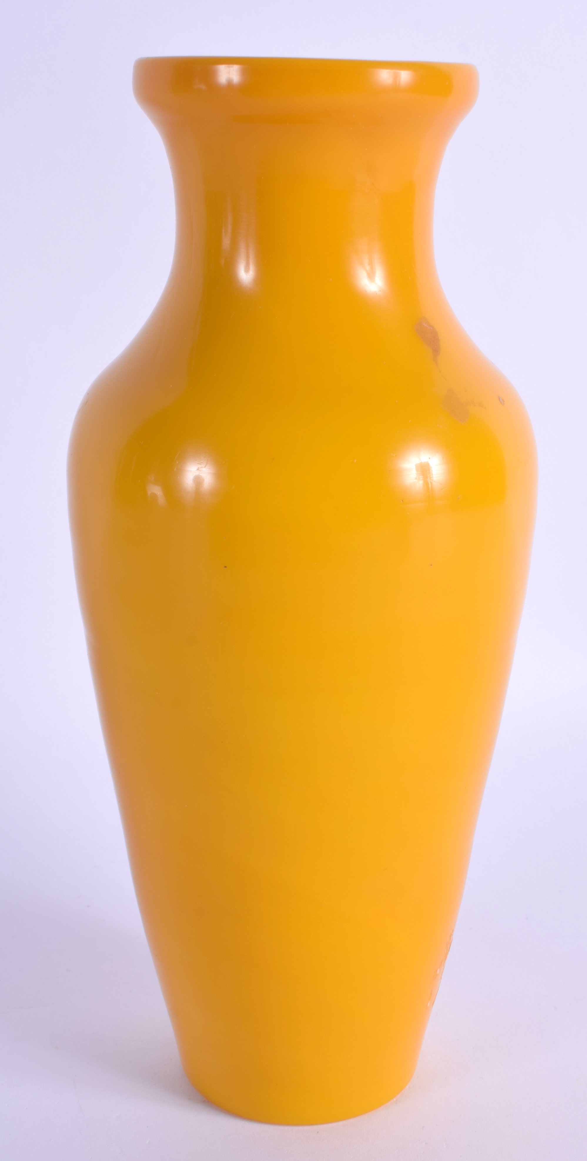 A 19TH CENTURY CHINESE PEKING GLASS TAPERING VASE Qing, of plain slender form. 21.5 cm high. - Image 2 of 3