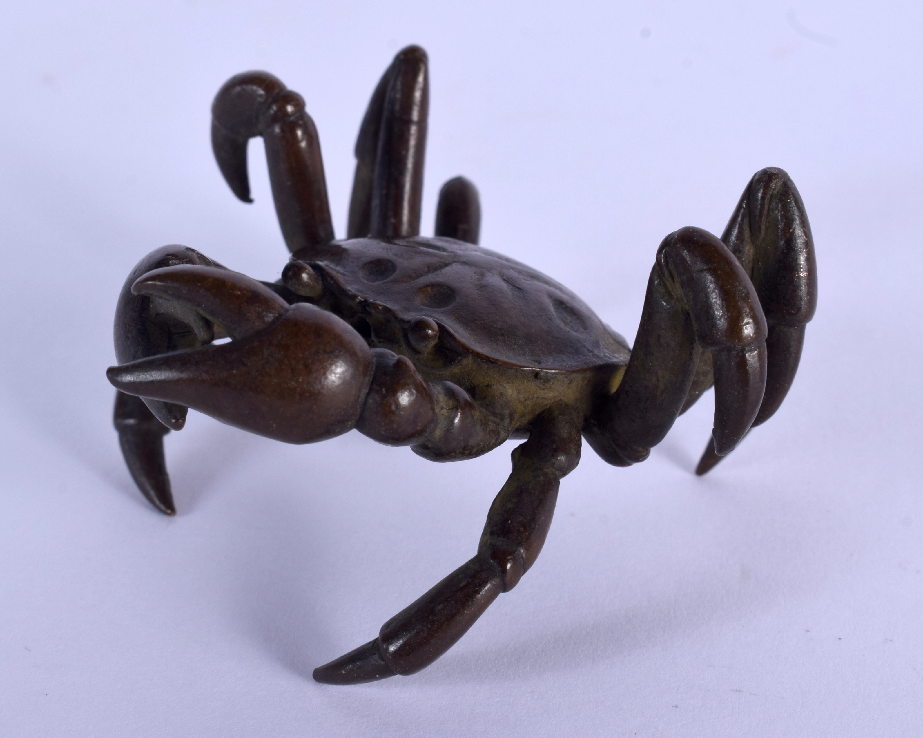 A JAPANESE BRONZE CRAB OKIMONO. 4.25 cm wide.