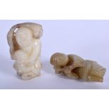 TWO EARLY 20TH CENTURY CHINESE CARVED JADE FIGURES Late Qing/Republic. Largest 5 cm high. (2)