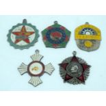 A collection of Chinese medallions 4.5cm (5).