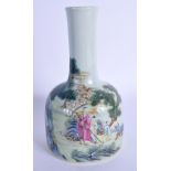 AN EARLY 20TH CENTURY CHINESE PORCELAIN MALLET FORM VASE Late Qing, painted with scholars within lan