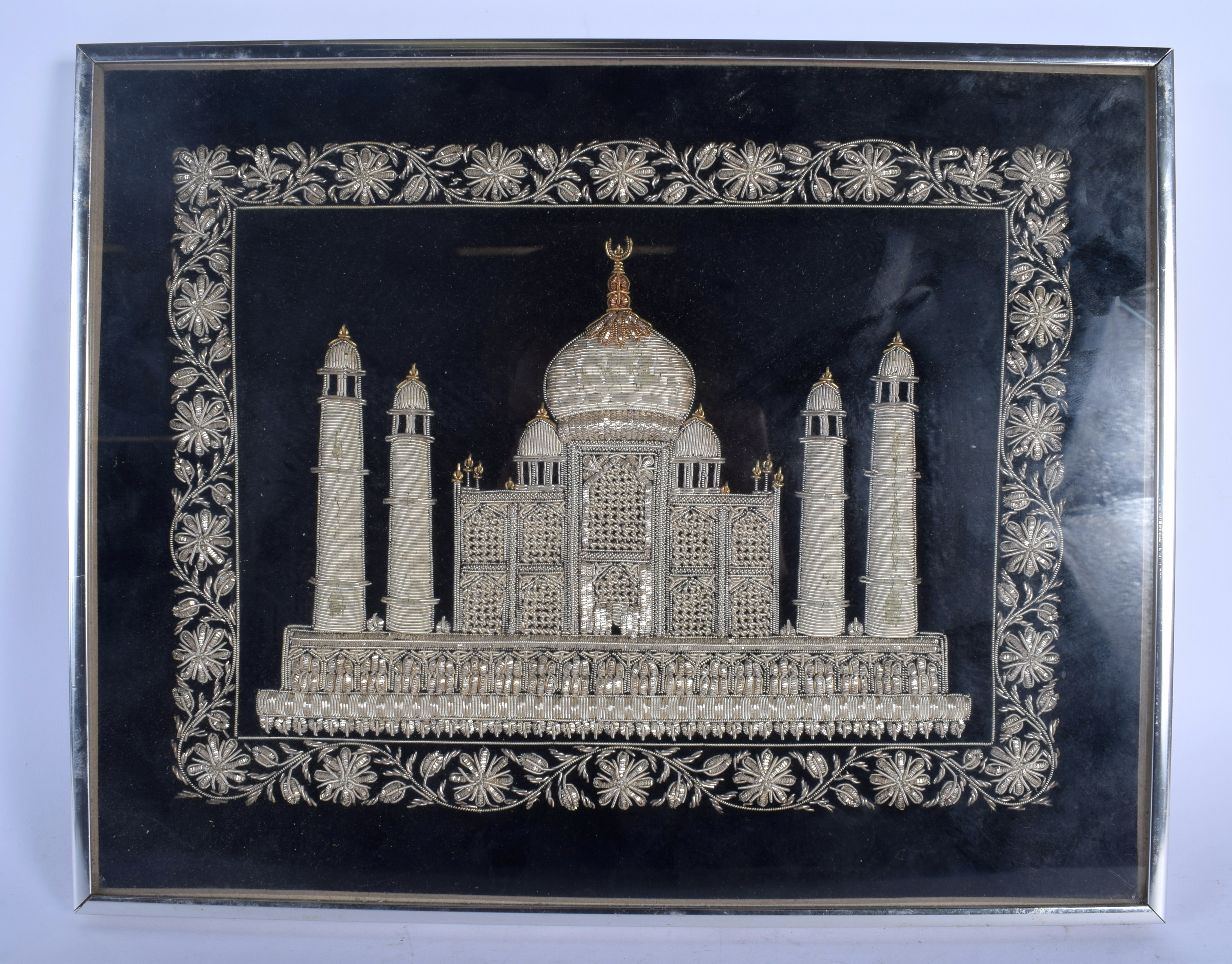 A VINTAGE INDIAN SILVER AND GOLD THREAD EMBROIDERY OF THE TAJ MAHAL. Image 36 cm x 28 cm.