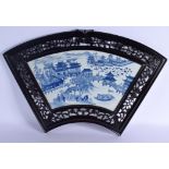 A LARGE 18TH/19TH CENTURY CHINESE BLUE AND WHITE FAN SHAPED PANEL Qing, painted with figures and lan