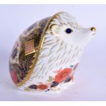 Royal Crown Derby imari paperweight Old Imari Hedgehog. 9cm high