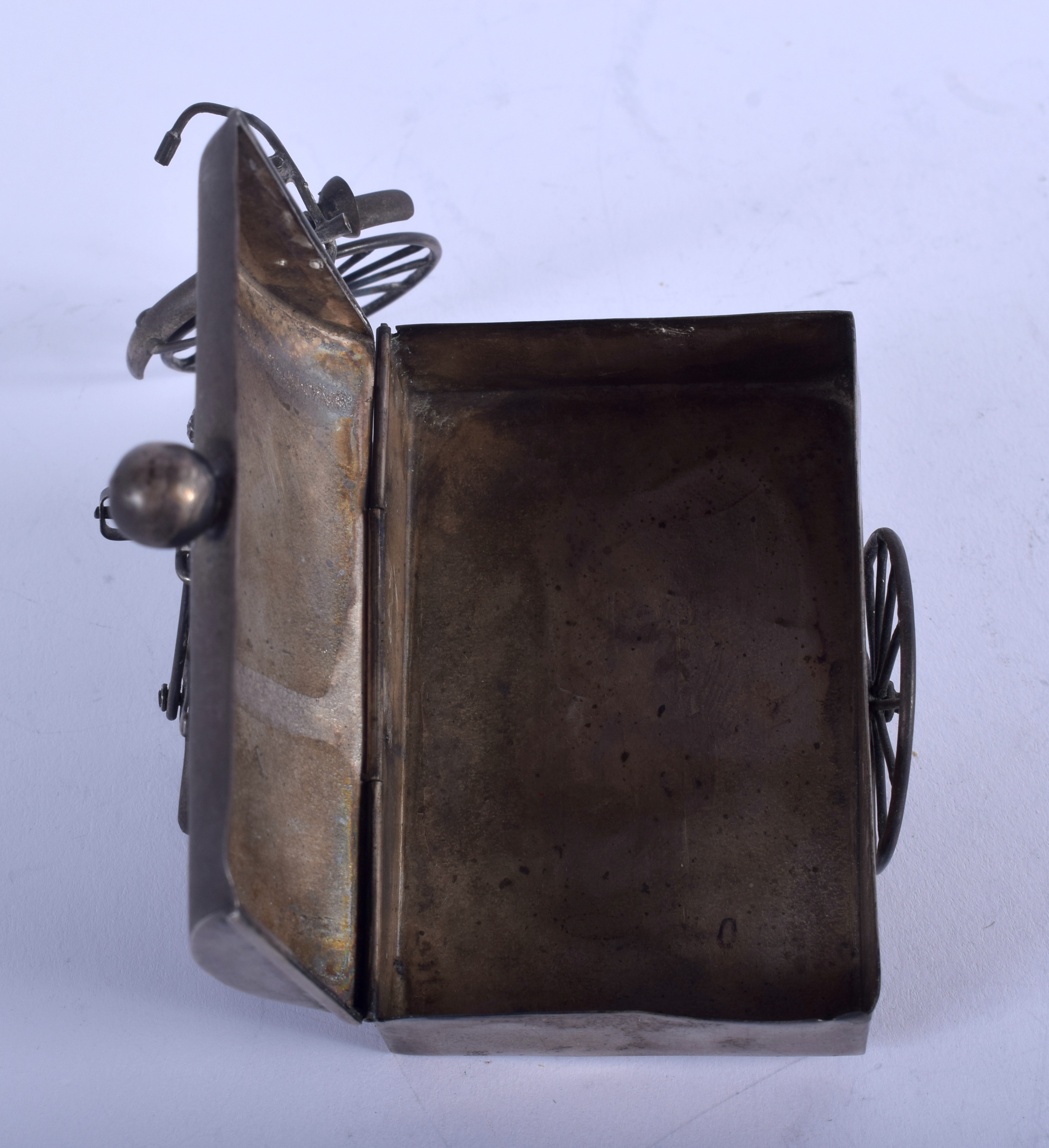 A VINTAGE MEXICAN SILVER RICKSHAW. 94 grams. 13 cm x 8 cm. - Bild 3 aus 5