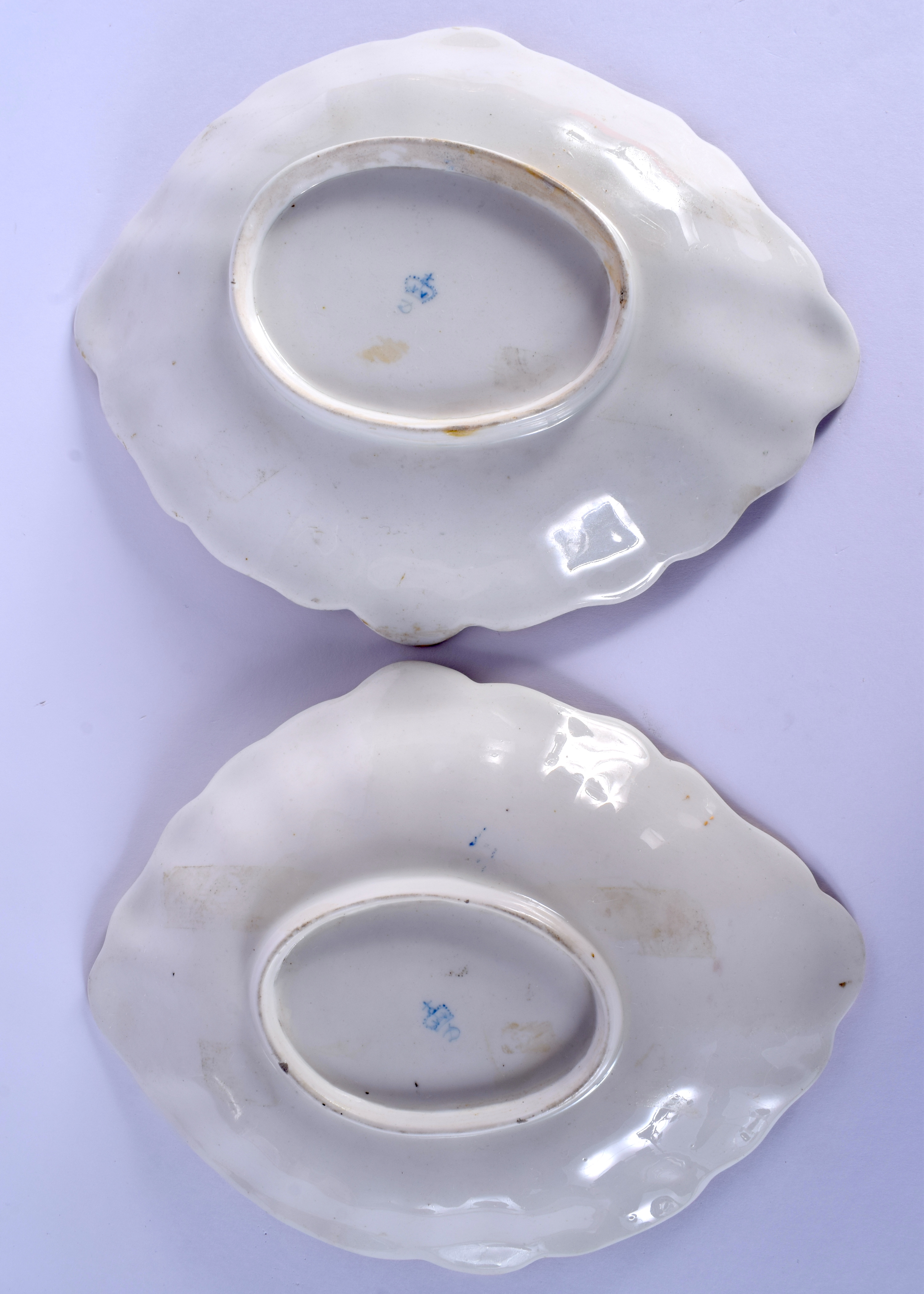 A PAIR OF LATE 18TH CENTURY CHELSEA DERBY PORCELAIN DISHES painted with roses under a trailing puce - Image 2 of 2