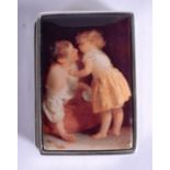 A CONTEMPORARY SILVER ENAMEL DUAL FIGURE BOX. 4.5 cm x 3.5 cm.