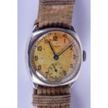 A 1940S BUREN MILITARY WRISTWATCH with stainless steel case. 2.75 cm wide.