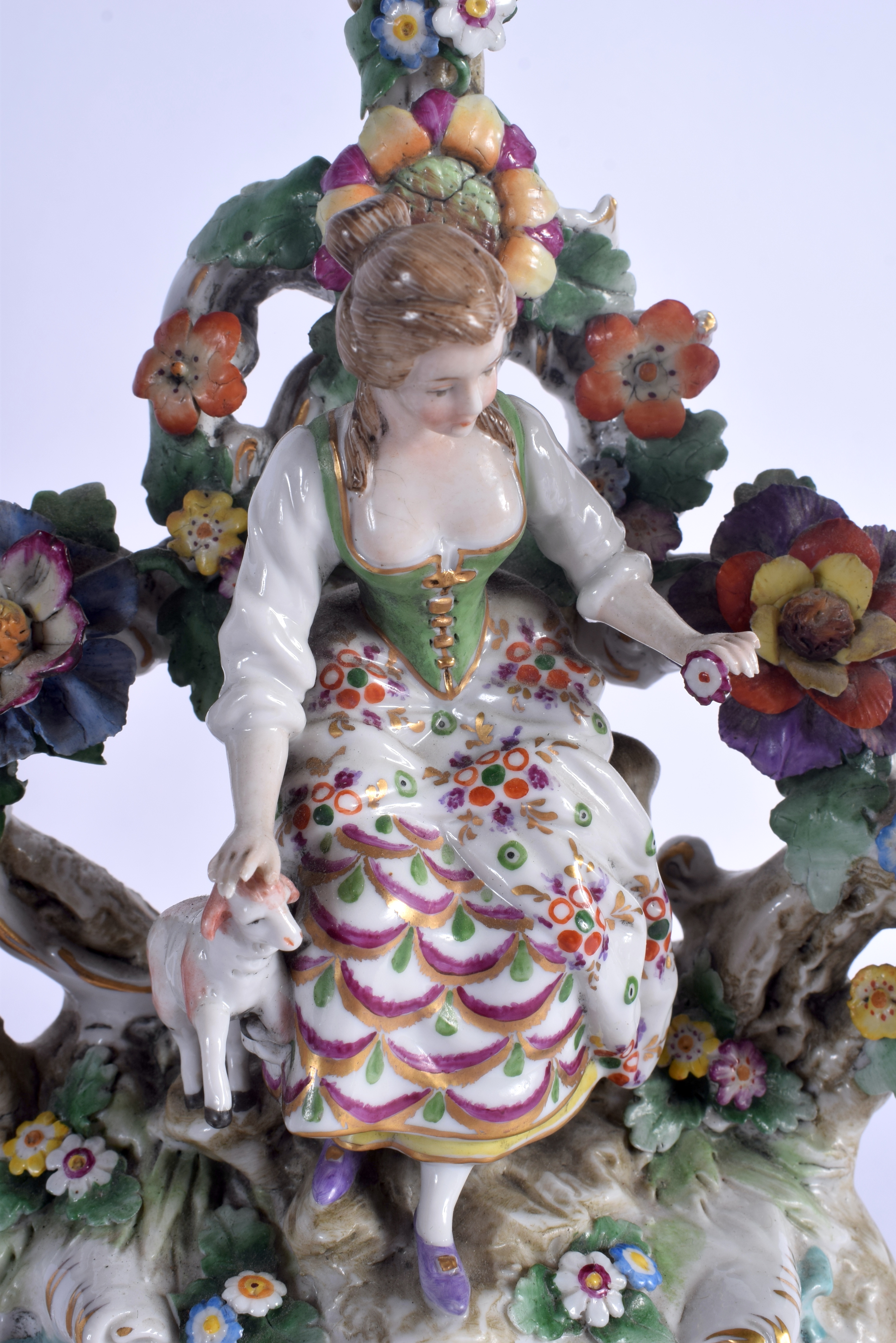 A PAIR OF 19TH CENTURY CONTINENTAL PORCELAIN FIGURES modelled upon a rococo base. Porcelain 26 cm x - Image 4 of 4