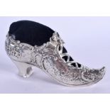 A VICTORIAN SILVER BOOT PIN CUSHION. London 1899. 81 grams. 7 cm x 12 cm.