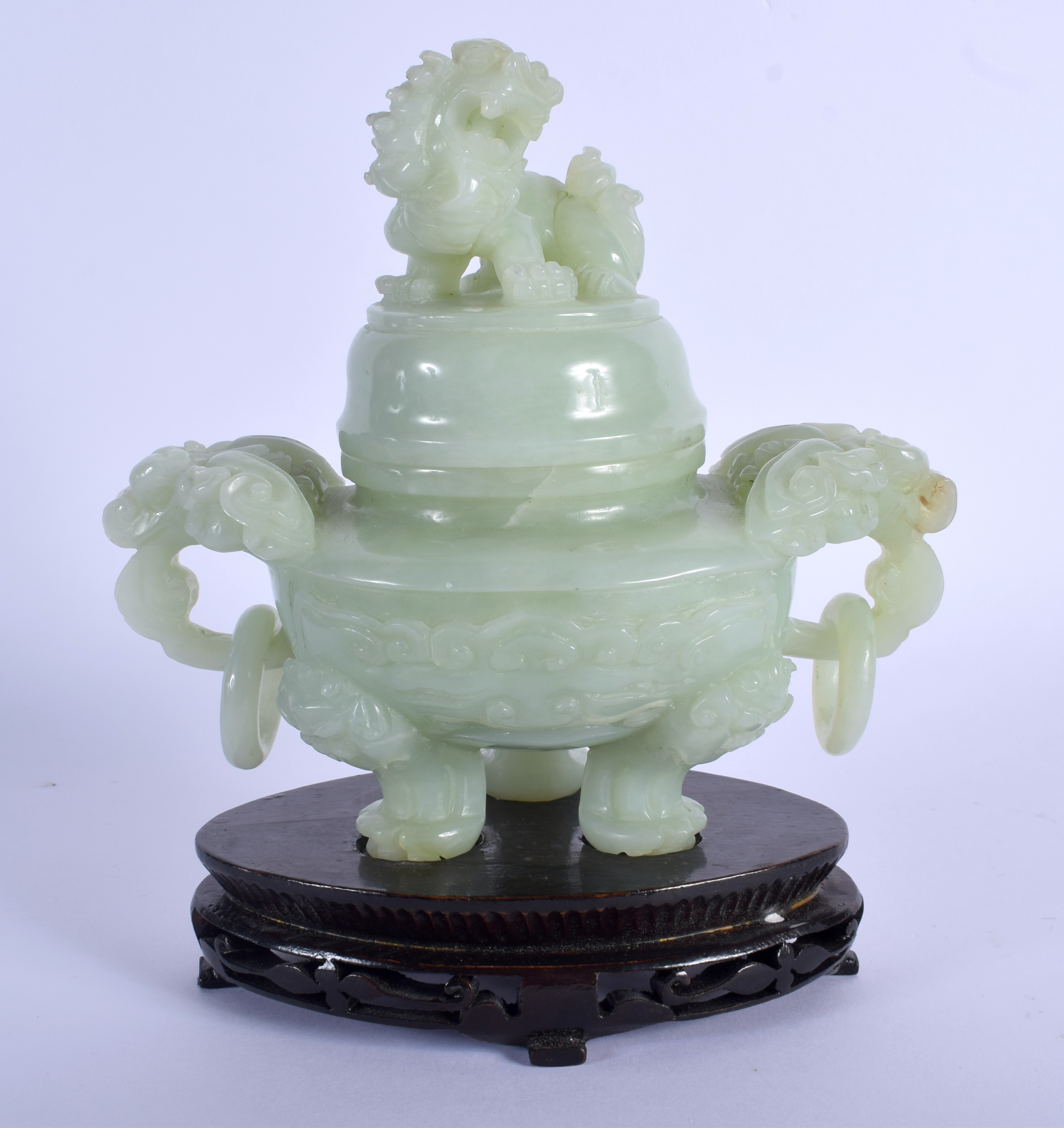 AN EARLY 20TH CENTURY CHINESE TWIN HANDLED JADE CENSER AND COVER Late Qing/Republic. Jade 19 cm x 17