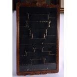 AN EARLY 20TH CENTURY CHINESE CARVED HARDWOOD SNUFF BOTTLE DISPLAY CABINET Late Qing/Republic. 80 cm