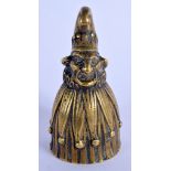 A 19TH CENTURY CONTINENTAL BRONZE BELL in the form of Mr Punch. 10 cm high.