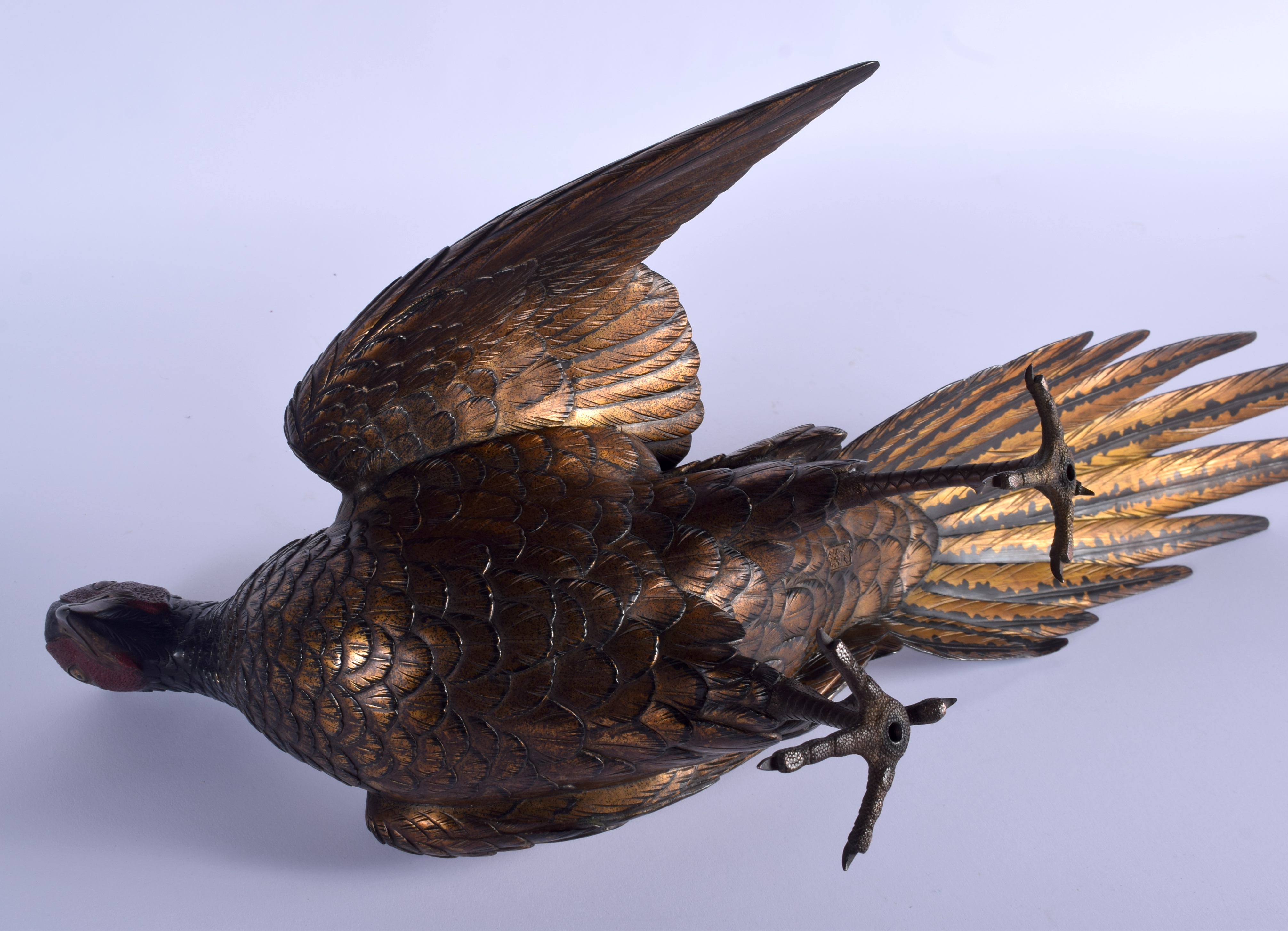 A 19TH CENTURY JAPANESE PATINATED BRONZE FIGURE OF A ROAMING PHEASANT of naturalistic form, modelled - Image 7 of 9