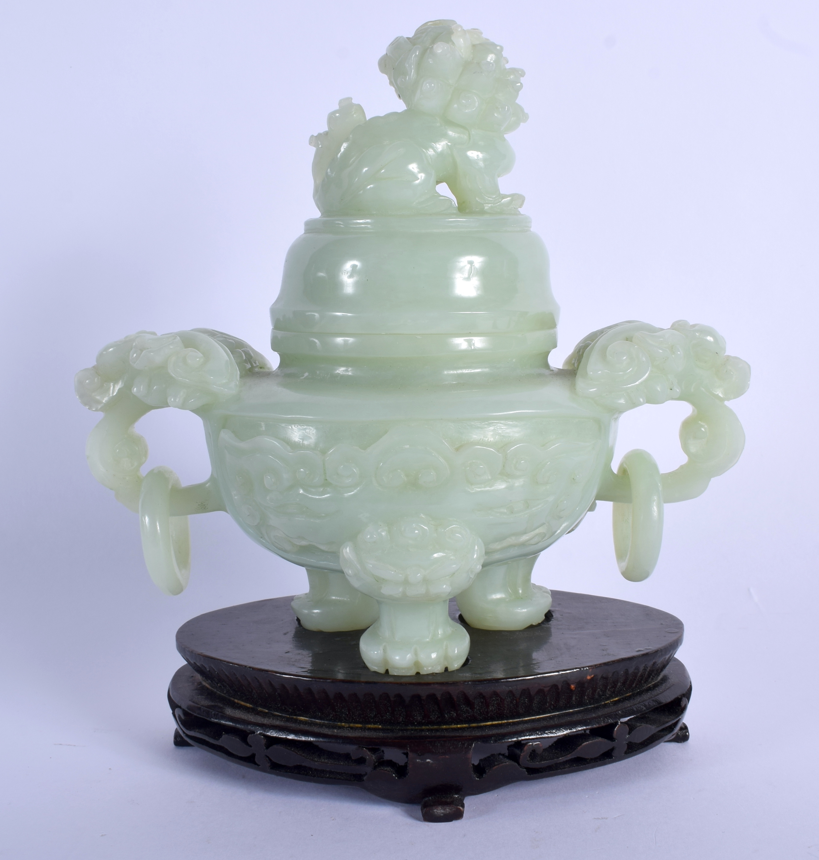 AN EARLY 20TH CENTURY CHINESE TWIN HANDLED JADE CENSER AND COVER Late Qing/Republic. Jade 19 cm x 17 - Image 2 of 4