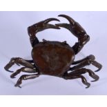 A JAPANESE BRONZE CRAB OKIMONO. 8 cm x 8 cm.