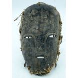 AFRICAN TRIBAL ITUYRI MASK, DR CONGO. 26cm x 15cm