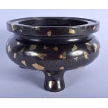 A RARE EARLY 20TH CENTURY CHINESE GOLD SPLASH BRONZE CENSER Late Qing/Republic, of plain form with u