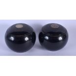 A RARE PAIR OF ANTIQUE NOVELTY TOBACCO JARS AND COVERS in the form of bowls. 10.5 cm x 10.5 cm.