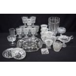 A collection of glassware items Qty.