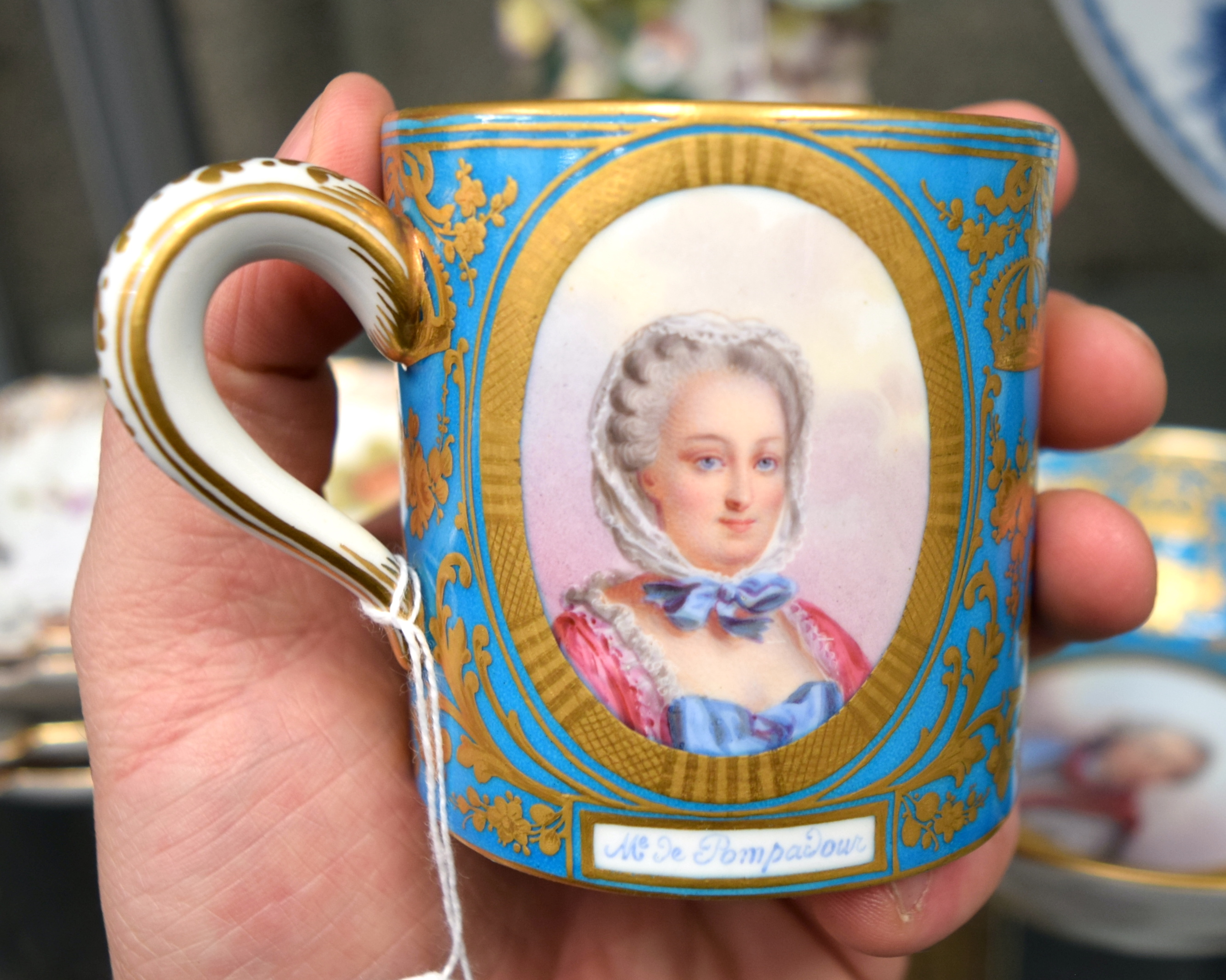 A FINE 19TH CENTURY SEVRES PORCELAIN CABINET CUP AND SAUCER painted with portraits and bands of foli - Image 7 of 20