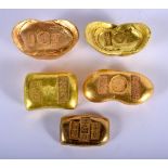 FIVE CHINESE YELLOW METAL INGOTS 20th Century. 381 grams. Largest 4 cm x 3 cm. (5)