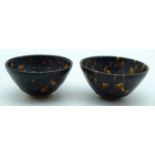 Two Chinese Hares foot bowls 11 x 6cm (2).