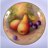 Royal Worcester pin dish painted with fruit by Albert Shuck, signed, date mark 1935. 9cm diameter