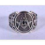 A SILVER AND MASONIC RING. Q/R. 7.4 grams.