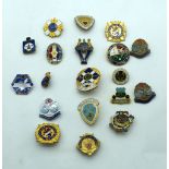 A collection of Bowling related enamelled badges (19).