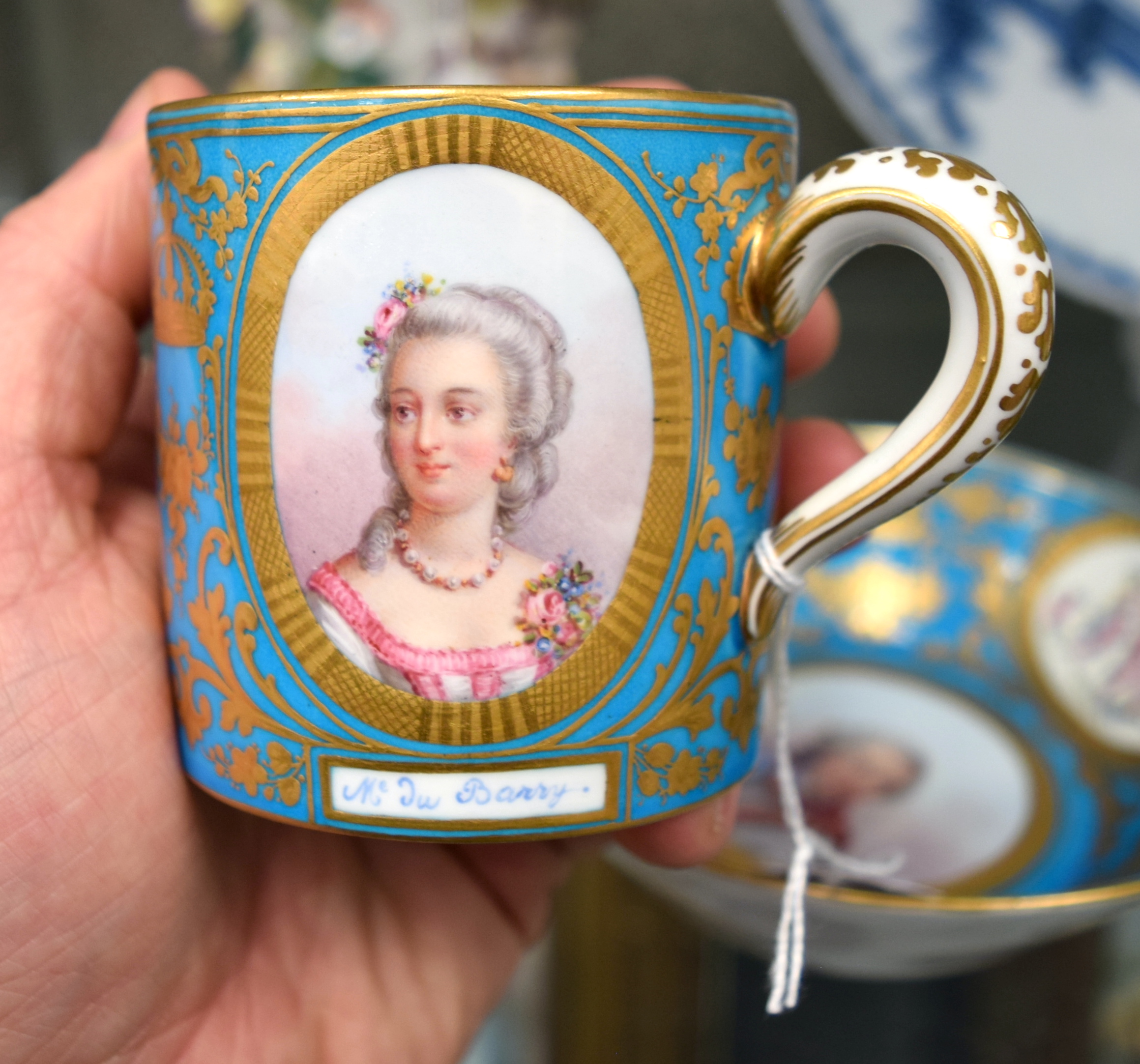 A FINE 19TH CENTURY SEVRES PORCELAIN CABINET CUP AND SAUCER painted with portraits and bands of foli - Image 6 of 20