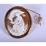 AN ANTIQUE YELLOW METAL CAMEO BROOCH. 20 grams. 6 cm x 5 cm.